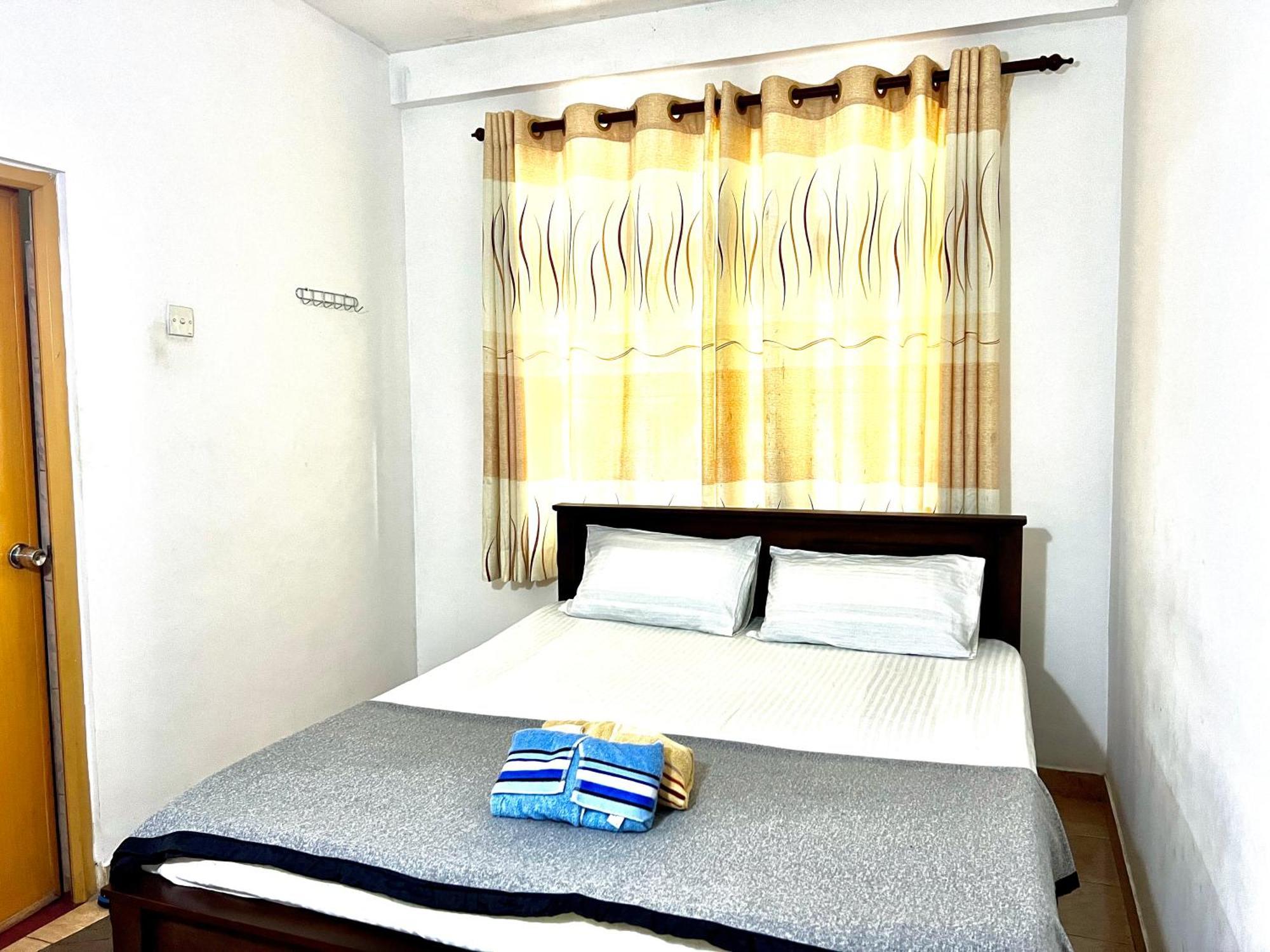 Pineview Lodge เอลลา ภายนอก รูปภาพ